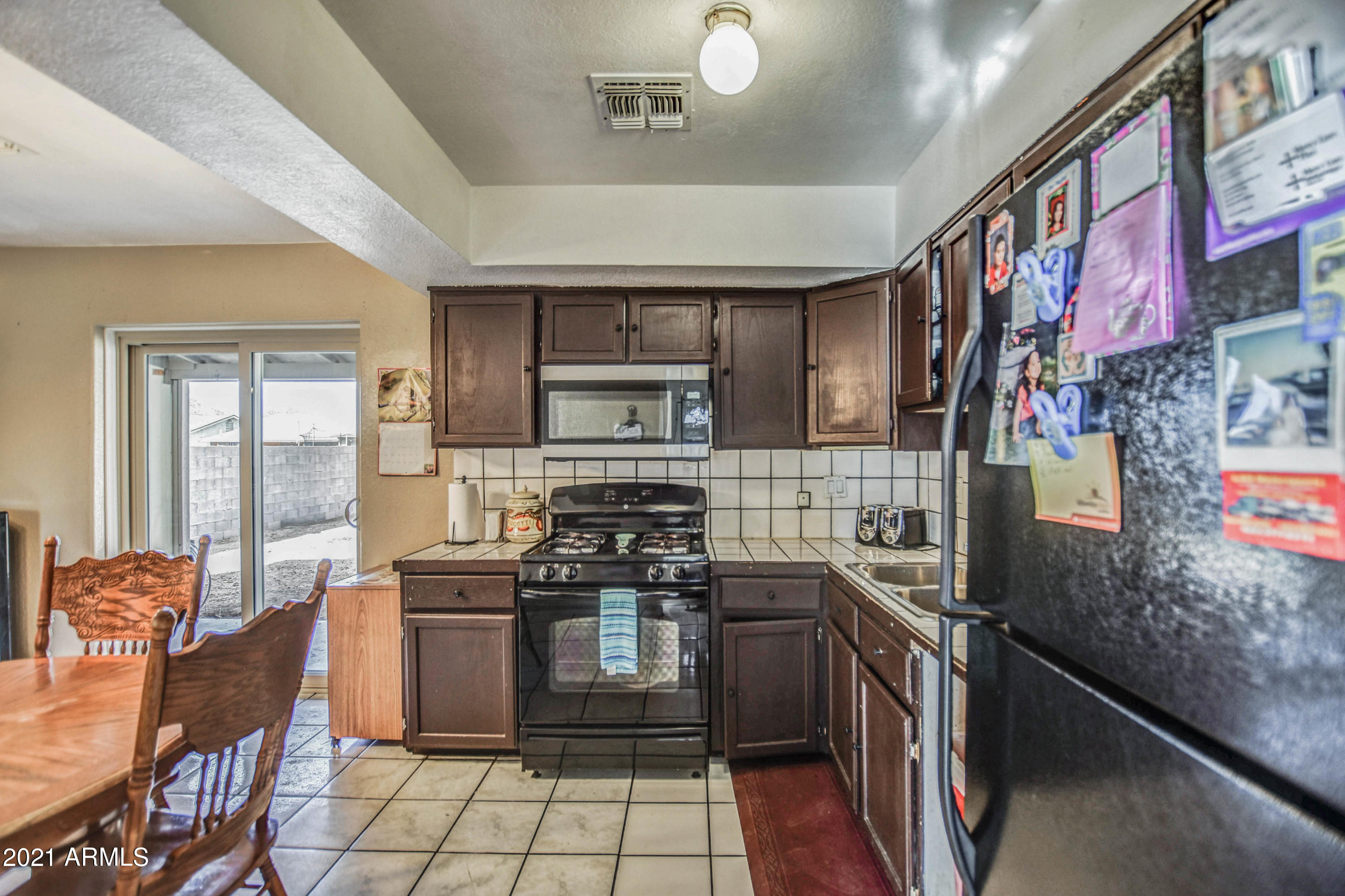 4228 West Alta Vista Road Phoenix, AZ 85041 - Photo 13 of 24 KITCHEN 6