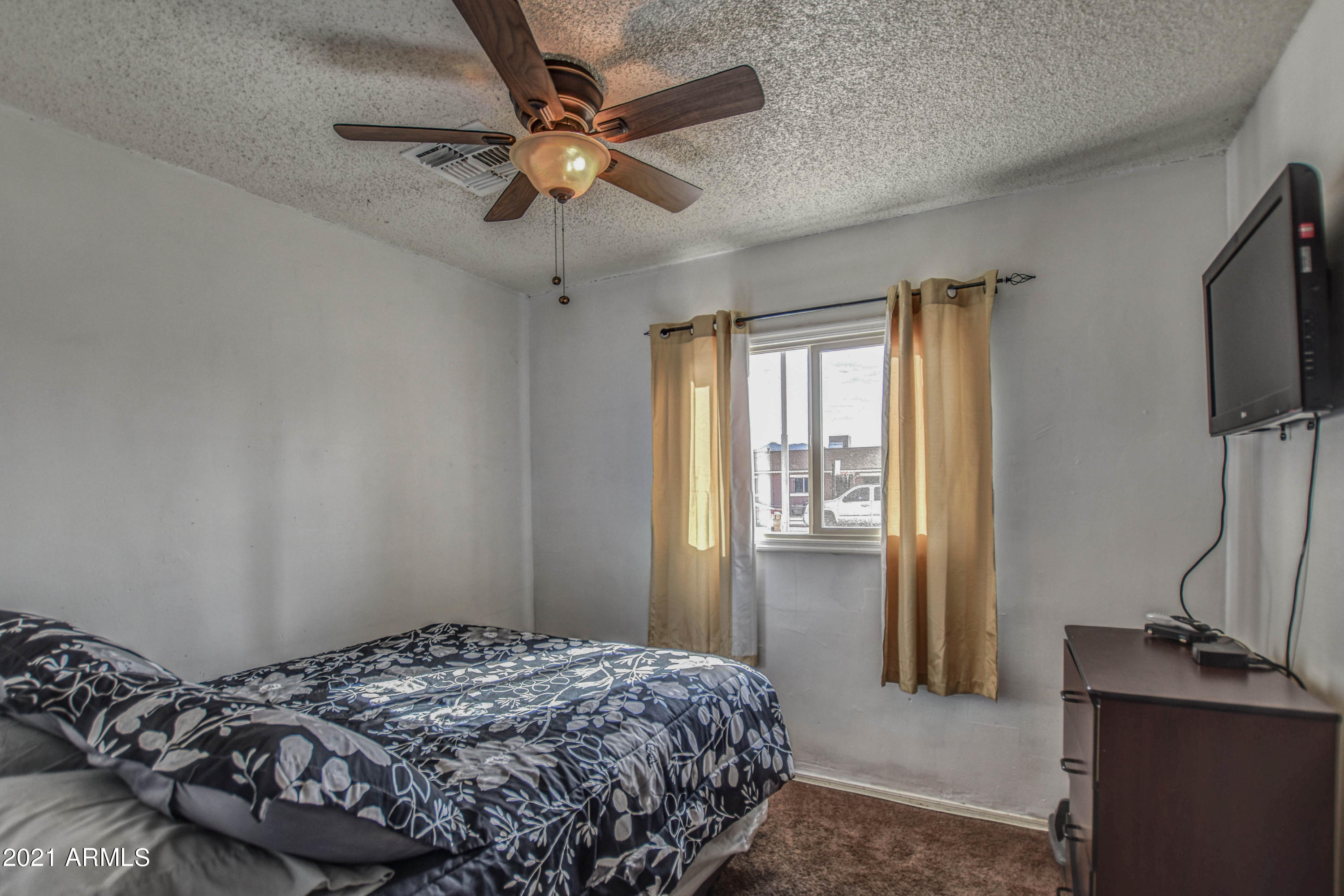 4228 West Alta Vista Road Phoenix, AZ 85041 - Photo 18 of 24 BED 3, 1
