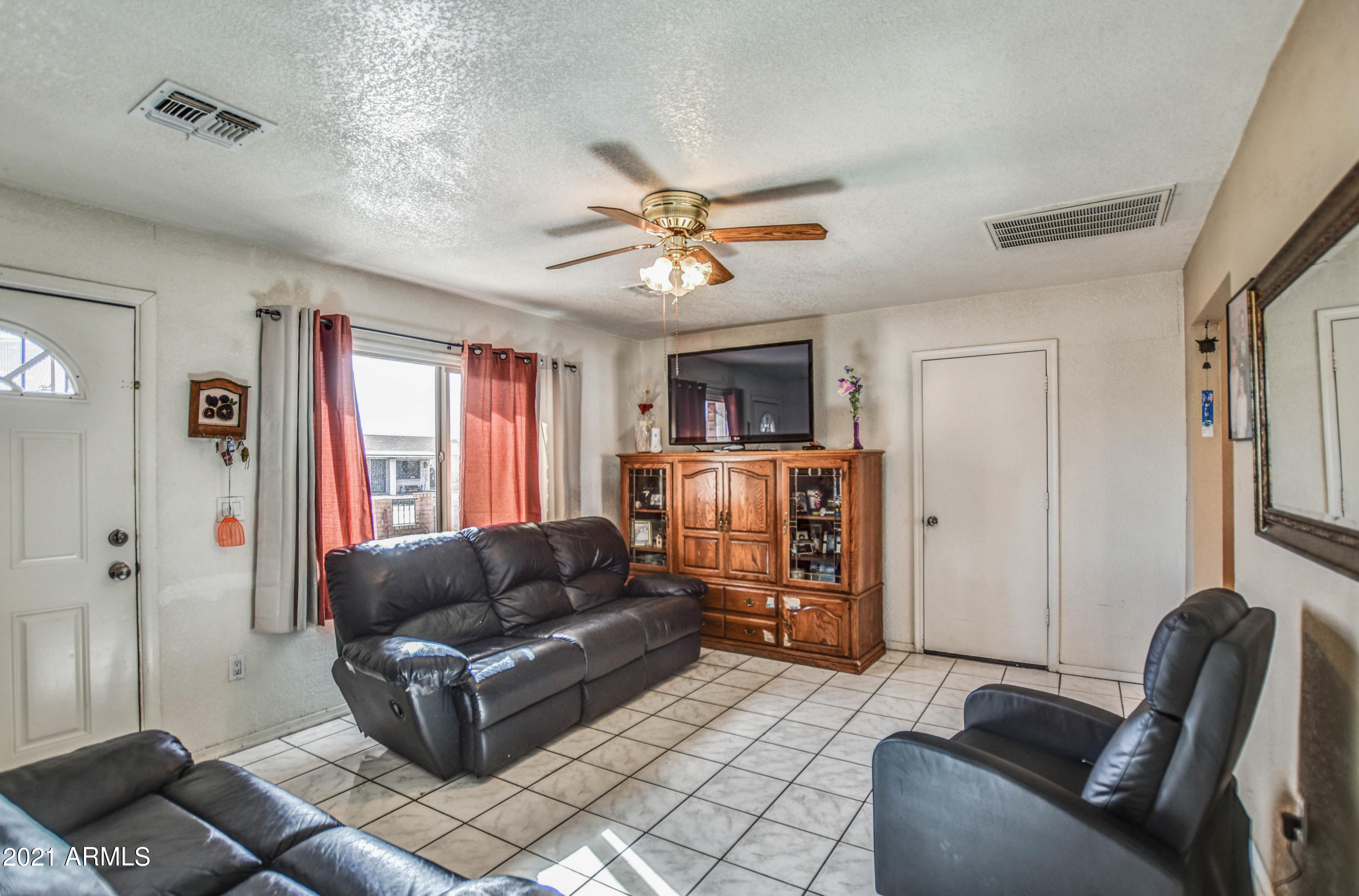 4228 West Alta Vista Road Phoenix, AZ 85041 - Photo 6 of 24 LIVING 2