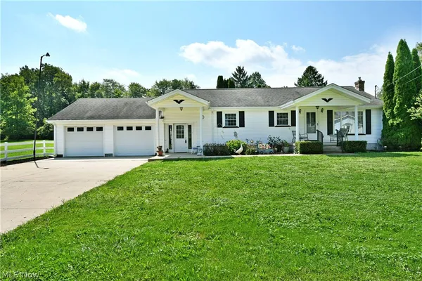 $314,900 | 5160 Brunswick Drive, Vienna, OH 44473
