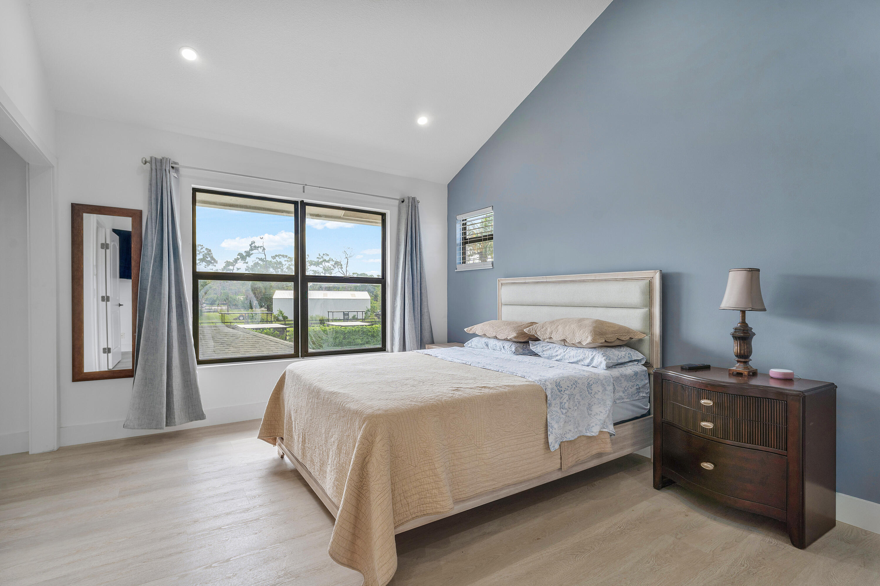 1350 C Road Loxahatchee Groves, FL 33470 - Photo 7 of 29 Primary Bedroom