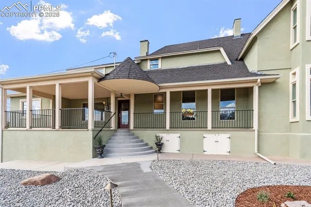 $899,900 | 708 West 18th Street, Pueblo, CO 81003