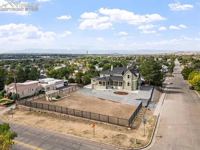 $899,900 | 708 West 18th Street, Pueblo, CO 81003