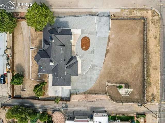 $899,900 | 708 West 18th Street, Pueblo, CO 81003