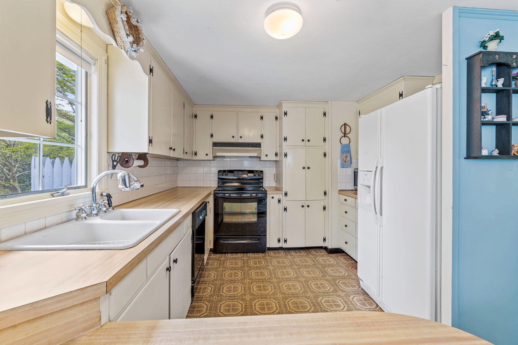 13 Captain Dean Road Orleans, MA 02653 - Photo 15 of 35 23-web-or-mls-13 Captain Dean Rd Final-1