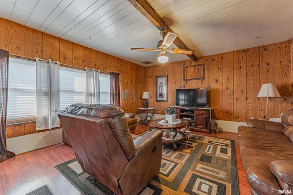 $65,000 | 1503 Pekin Street, Lincoln, IL 62656