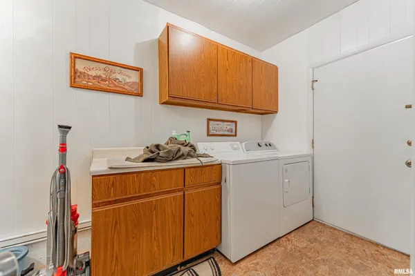 $65,000 | 1503 Pekin Street, Lincoln, IL 62656