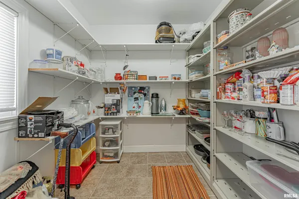 $65,000 | 1503 Pekin Street, Lincoln, IL 62656