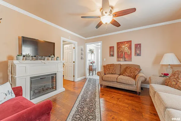 $65,000 | 1503 Pekin Street, Lincoln, IL 62656