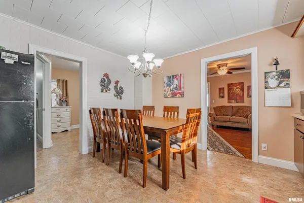 $65,000 | 1503 Pekin Street, Lincoln, IL 62656