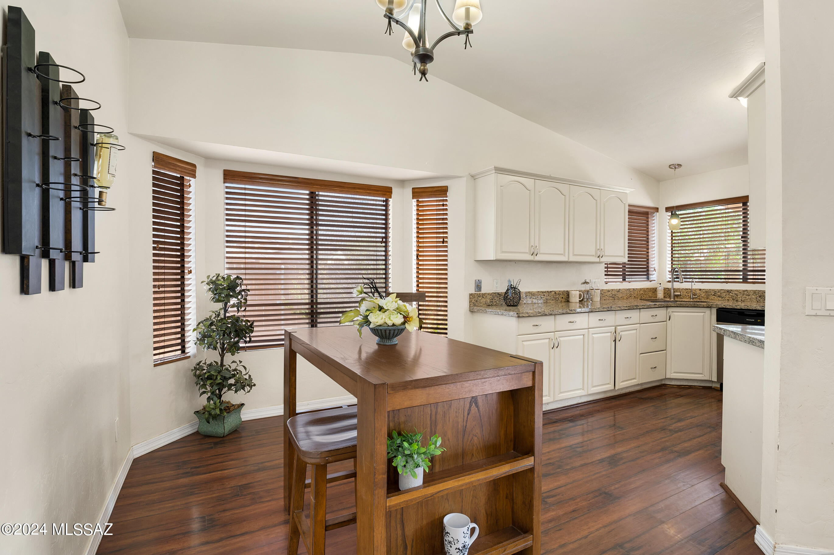 2601 West Flamebrook Road Tucson, AZ 85741 - Photo 7 of 29
