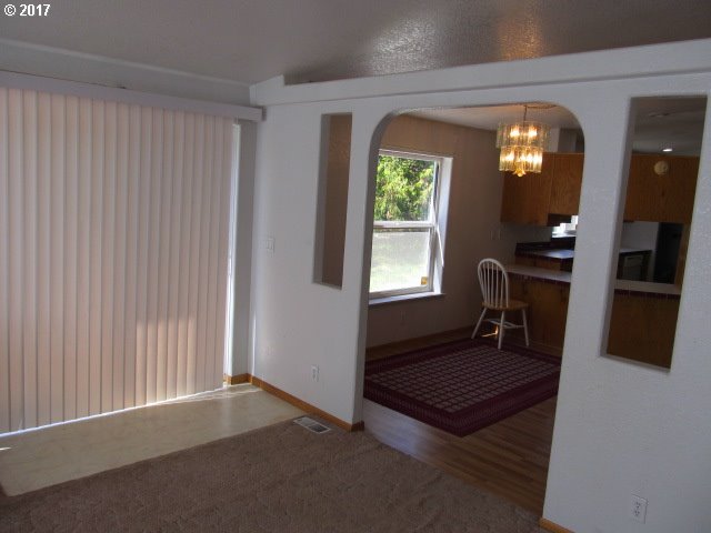 68437 Barton Road Rainier, OR 97048 - Photo 13 of 31