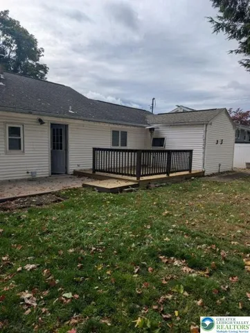 $349,000 | 1440 Greenview Drive, Bethlehem, PA 18018