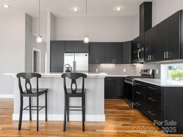 $775,000 | 7 Mauricet Lane, Asheville, NC 28806