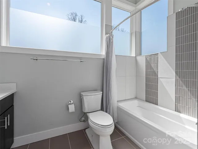 $775,000 | 7 Mauricet Lane, Asheville, NC 28806