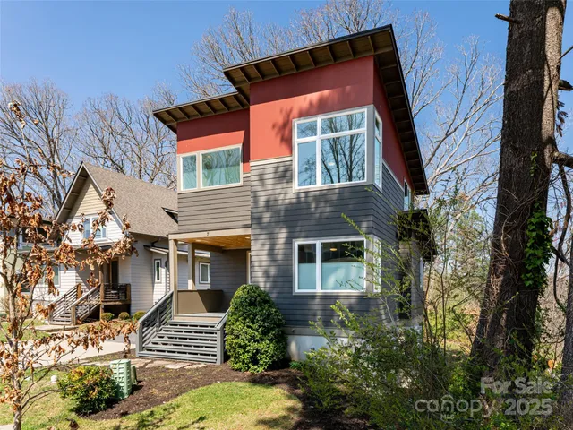 $775,000 | 7 Mauricet Lane, Asheville, NC 28806