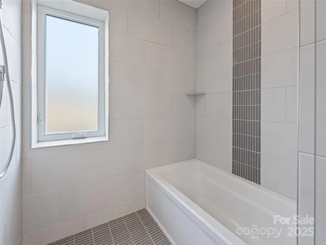 $775,000 | 7 Mauricet Lane, Asheville, NC 28806