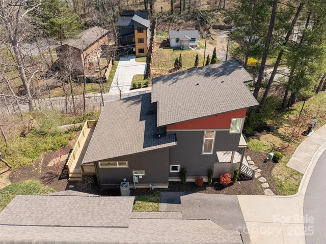 $775,000 | 7 Mauricet Lane, Asheville, NC 28806