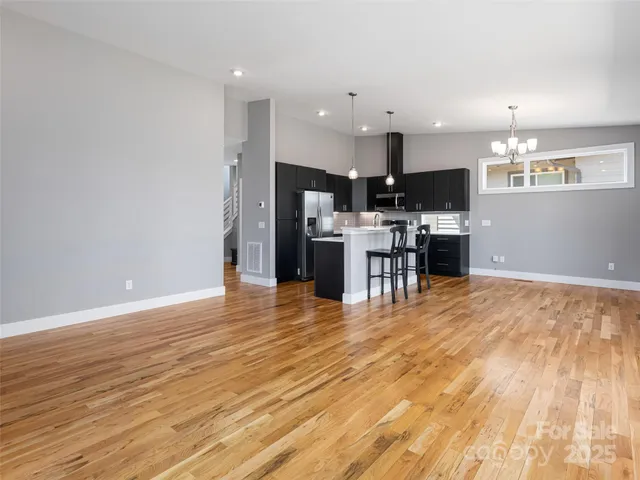 $775,000 | 7 Mauricet Lane, Asheville, NC 28806