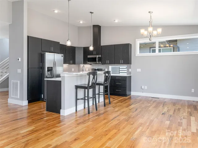 $775,000 | 7 Mauricet Lane, Asheville, NC 28806