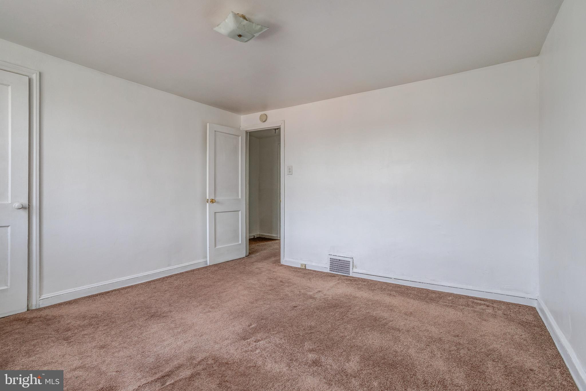 1310 Edgehill Road Darby, PA 19023 - Photo 14 of 25