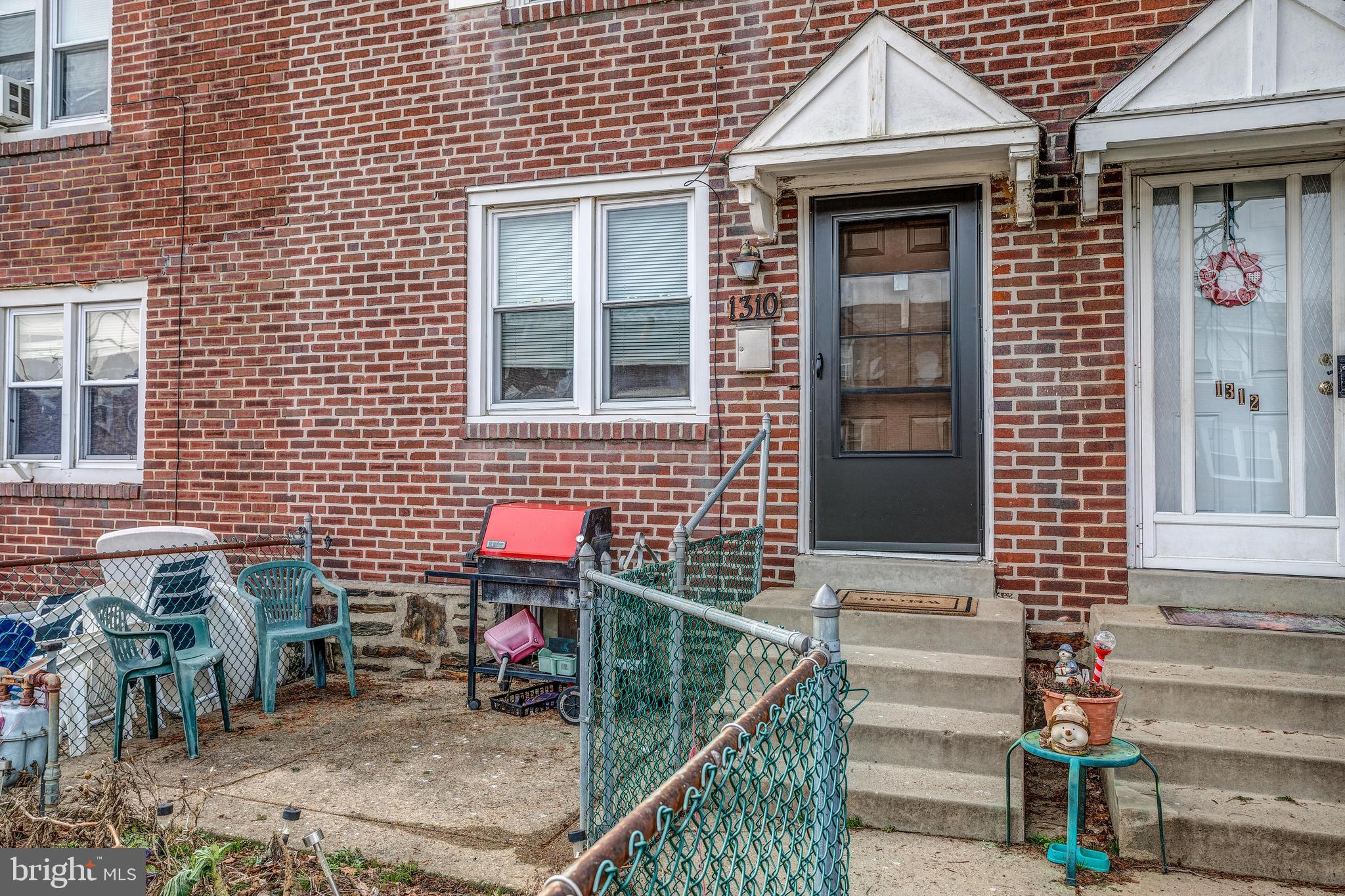 1310 Edgehill Road Darby, PA 19023 - Photo 4 of 25
