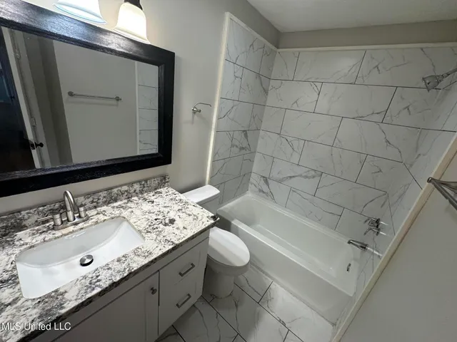 $1,900 | 105 Poplar Drive, Brandon, MS 39047