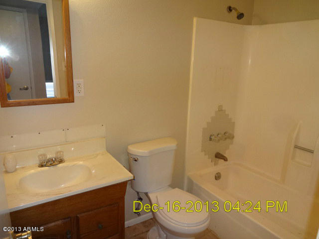 7515 West Osborn Road Phoenix, AZ 85033 - Photo 6 of 14 DSC06166-date