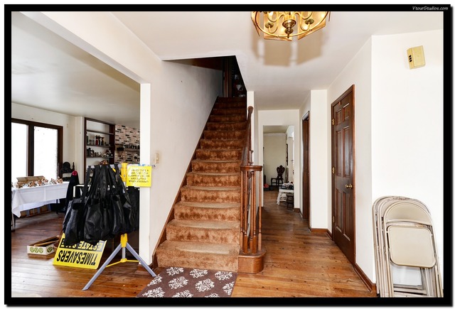 38W709 Seavey Road Batavia, IL 60510 - Photo 3 of 21 a view of entryway and hall with wooden floor