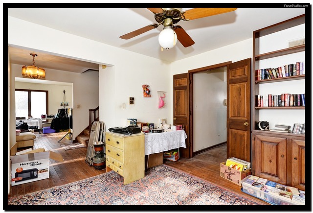 38W709 Seavey Road Batavia, IL 60510 - Photo 5 of 21