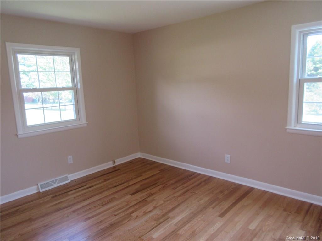 2704 Silvers Lane Albemarle, NC 28001 - Photo 13 of 17