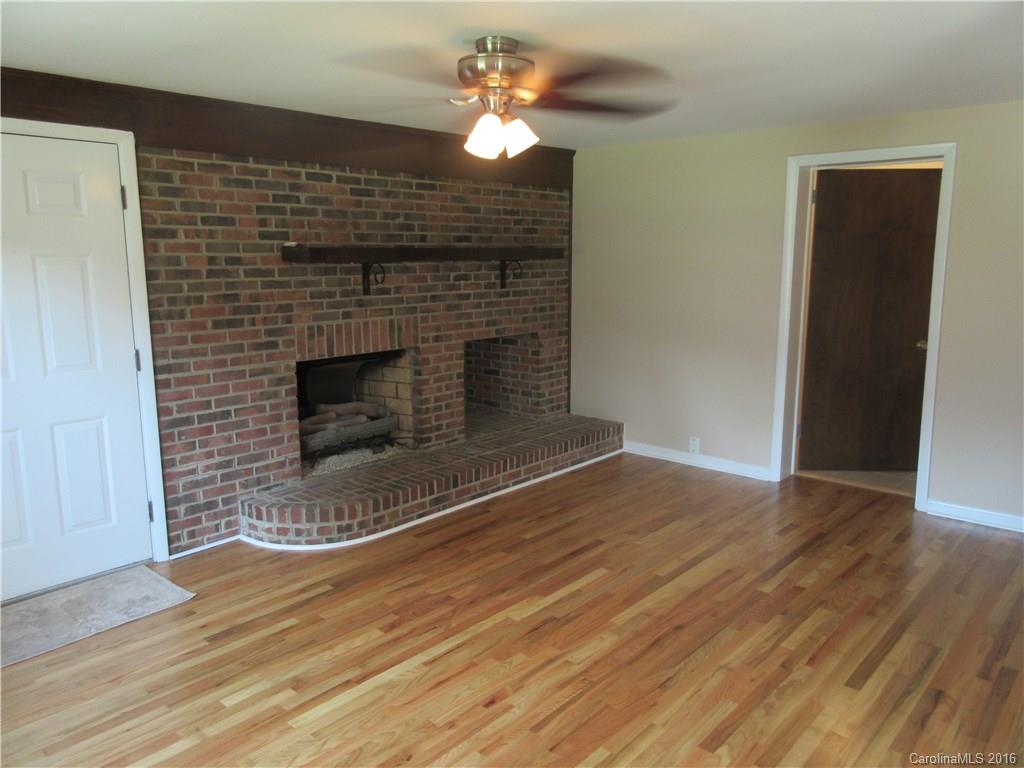 2704 Silvers Lane Albemarle, NC 28001 - Photo 6 of 17