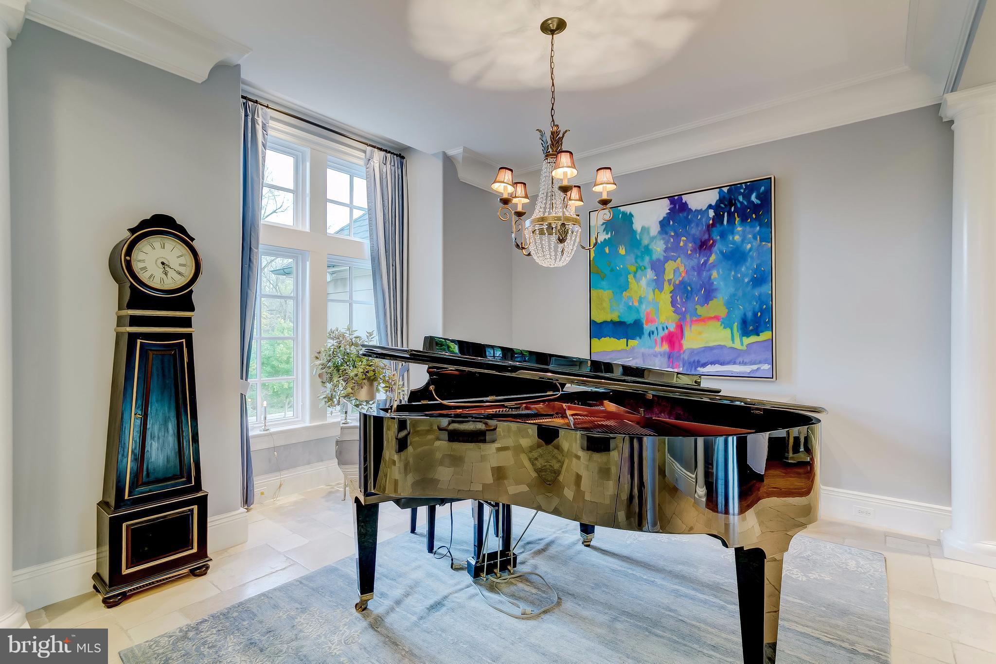 8024 Thornton Road Baltimore, MD 21204 - Photo 10 of 30 Interior (General)