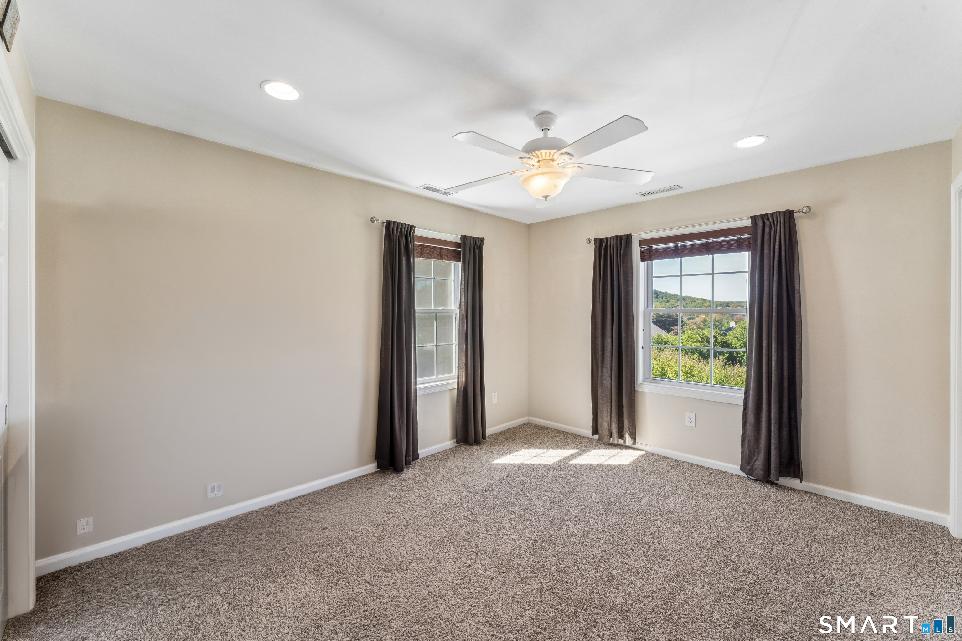 38 Jeanette Road Danbury, CT 06811 - Photo 13 of 36 Gallery Image 13