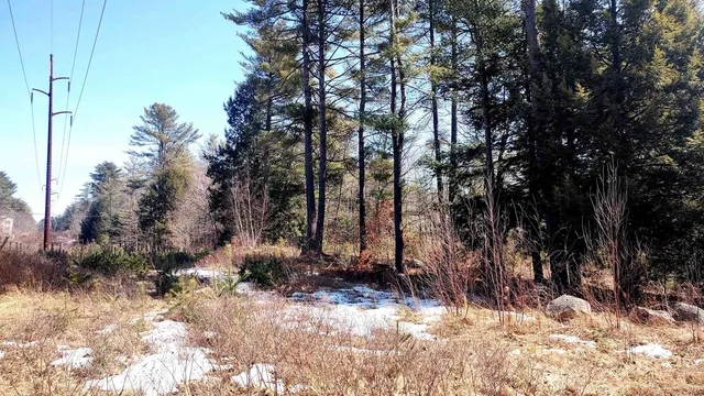 $399,000 | 26 Whitehall Road, Hooksett, NH 03106