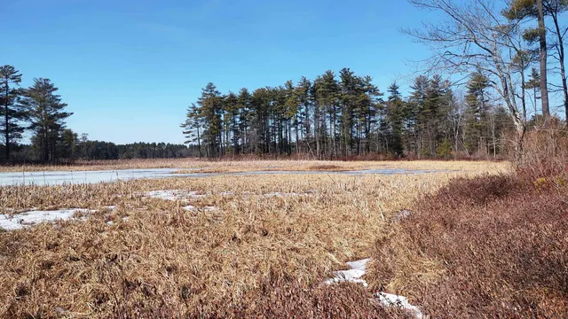 $399,000 | 26 Whitehall Road, Hooksett, NH 03106