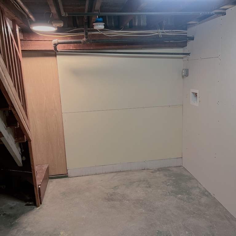 20 Lenglen Road, Unit 1 Newton, MA 02458 - Photo 10 of 10