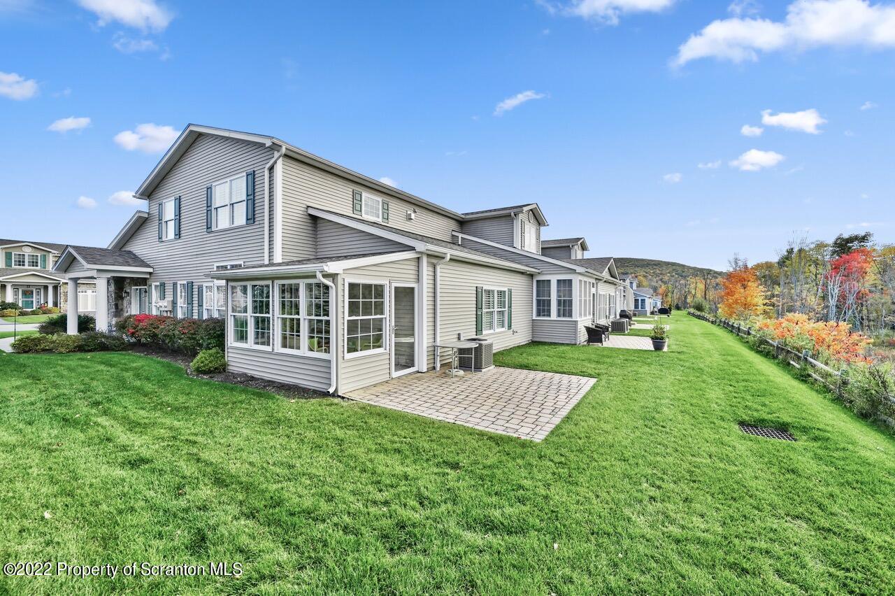 101 Wyndham Road Clarks Summit, PA 18411 - Photo 2 of 41 Gallery Image 2