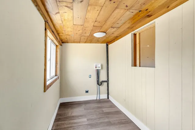 $289,900 | 70 Town Hill Road, Middlefield, MA 01235