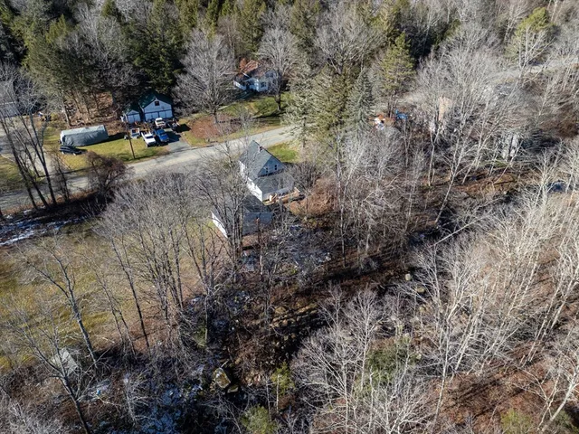 $289,900 | 70 Town Hill Road, Middlefield, MA 01235