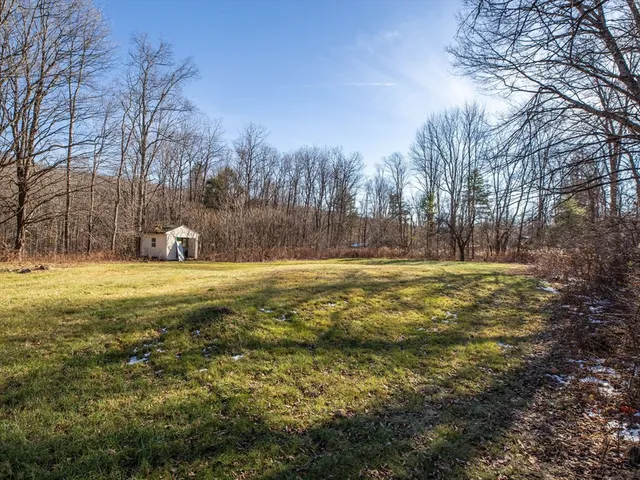 $289,900 | 70 Town Hill Road, Middlefield, MA 01235