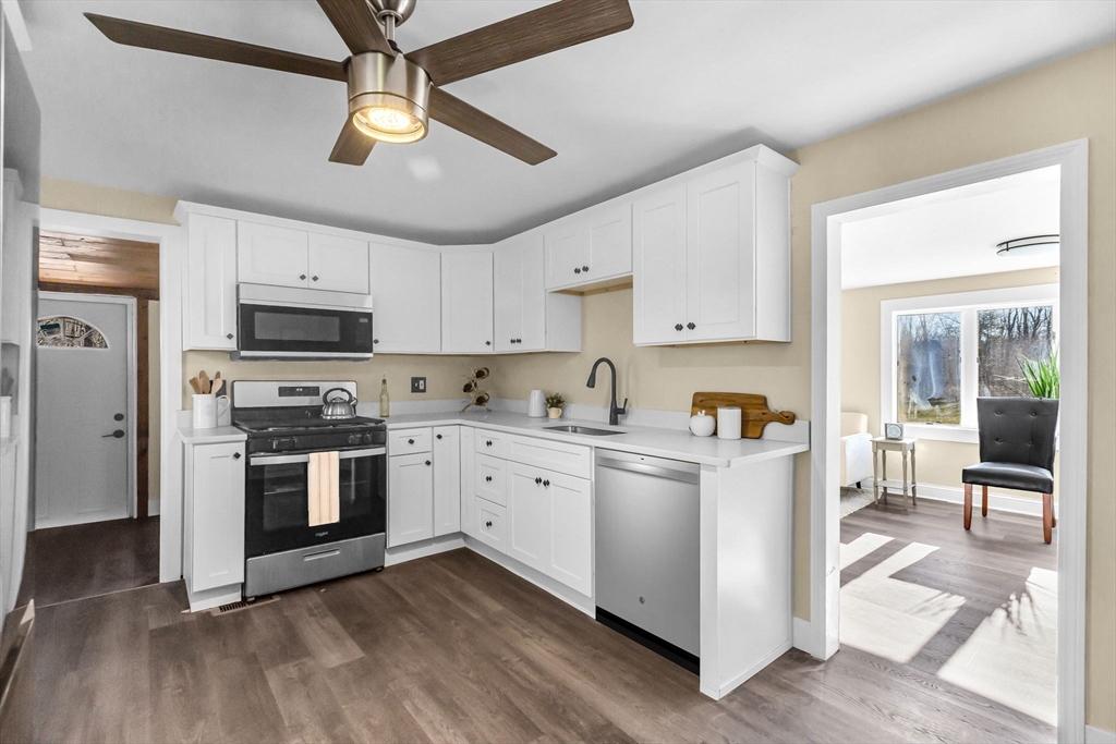 70 Town Hill Road Middlefield, MA 01235 - Photo 3 of 40