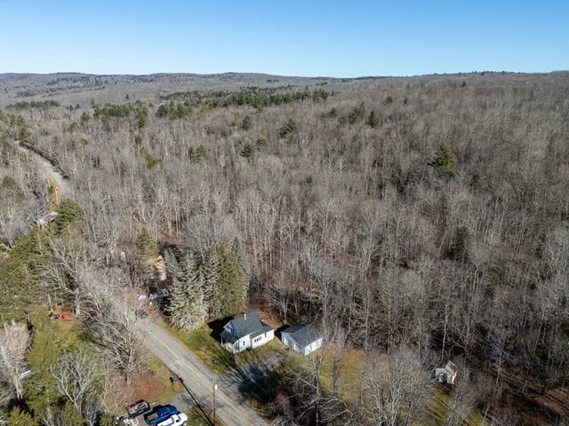 $289,900 | 70 Town Hill Road, Middlefield, MA 01235