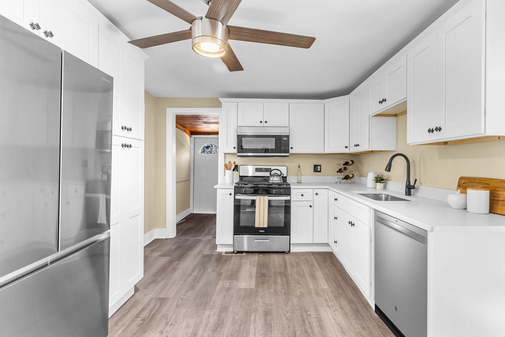 70 Town Hill Road Middlefield, MA 01235 - Photo 4 of 40