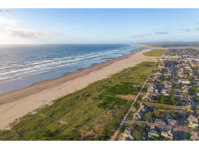 $849,000 | 1577 South Franklin Street, Seaside, OR 97138