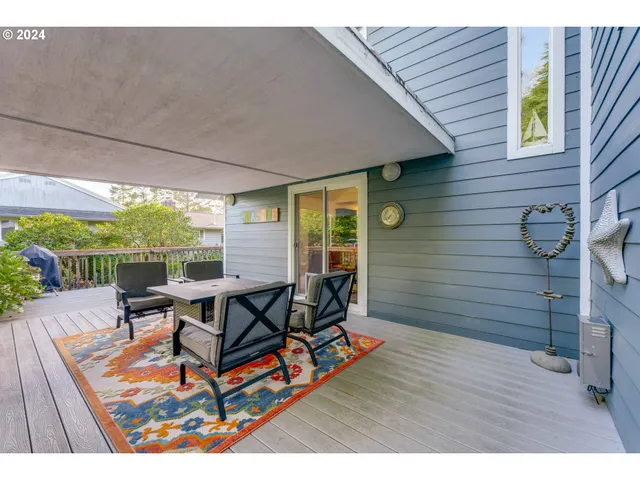 $849,000 | 1577 South Franklin Street, Seaside, OR 97138
