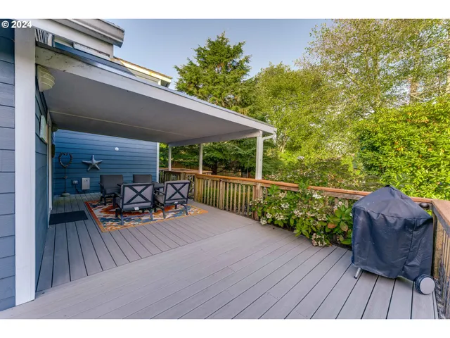 $849,000 | 1577 South Franklin Street, Seaside, OR 97138