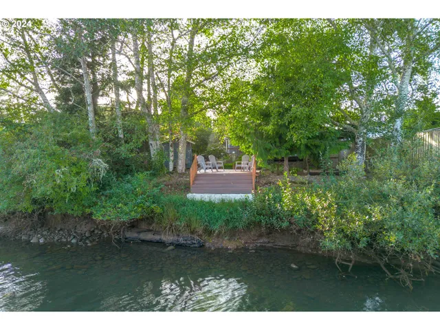 $849,000 | 1577 South Franklin Street, Seaside, OR 97138