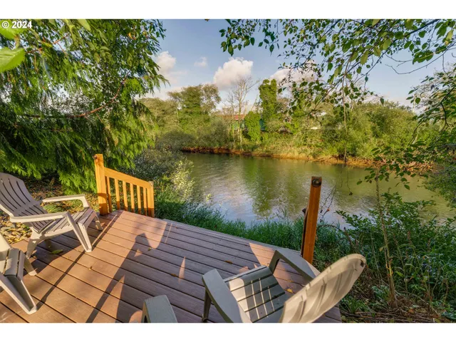 $849,000 | 1577 South Franklin Street, Seaside, OR 97138