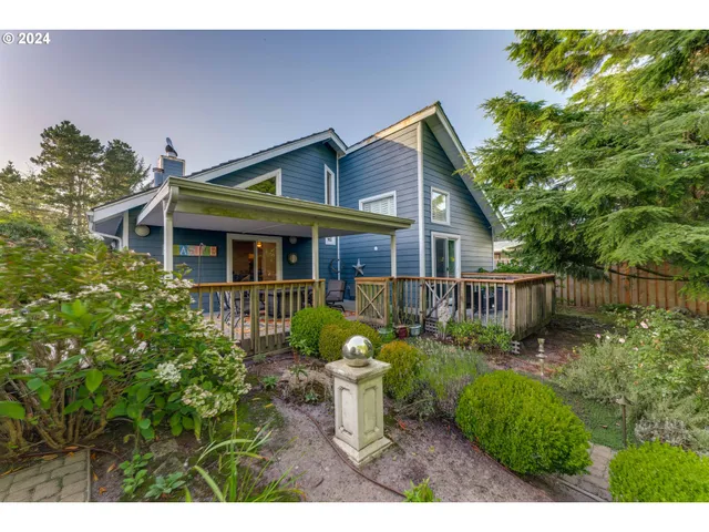 $849,000 | 1577 South Franklin Street, Seaside, OR 97138